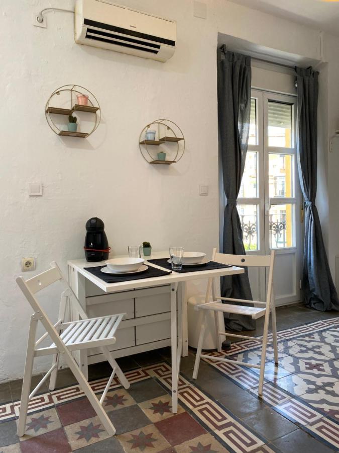 Quattro Puente De Triana Apartment Seville Exterior photo