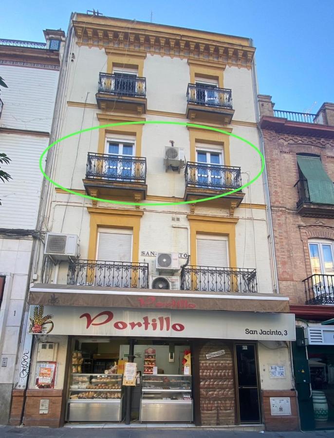 Quattro Puente De Triana Apartment Seville Exterior photo
